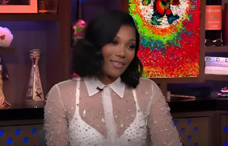 Angela Oakley Age, Career, Relationship Status & Net Worth 2025