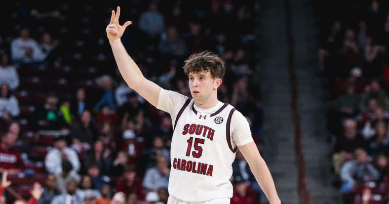 Eli Ellis Age, Career, Net Worth & Love Life 2026