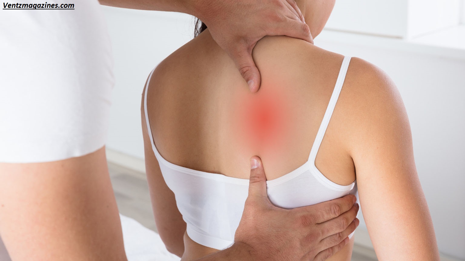 Why Does My Shoulder Blade Hurt? Detailed Causes, Symptoms, Treatments & When to Seek Help
